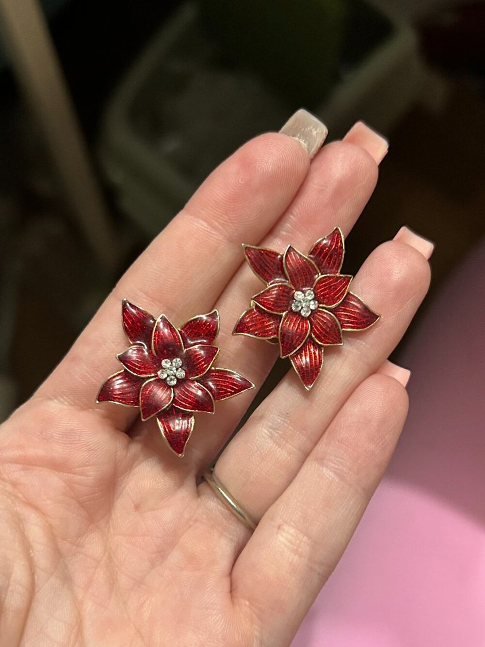 Vintage Eisenberg Ice Red Enamel Rhinestone Poinsettia Clip On Earrings